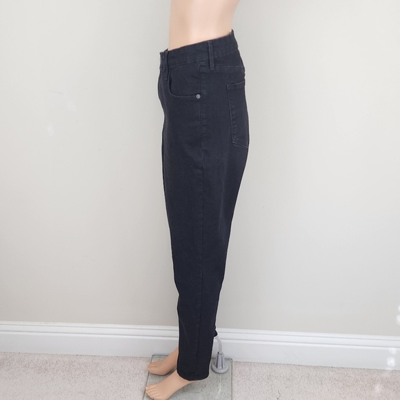 Old Navy Rockstar Build -In Sculp Jeans Pants - Picture 4 of 12